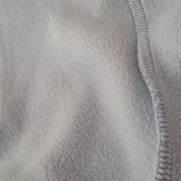 🌍Fabletics🌍 - Picture 8 of 10